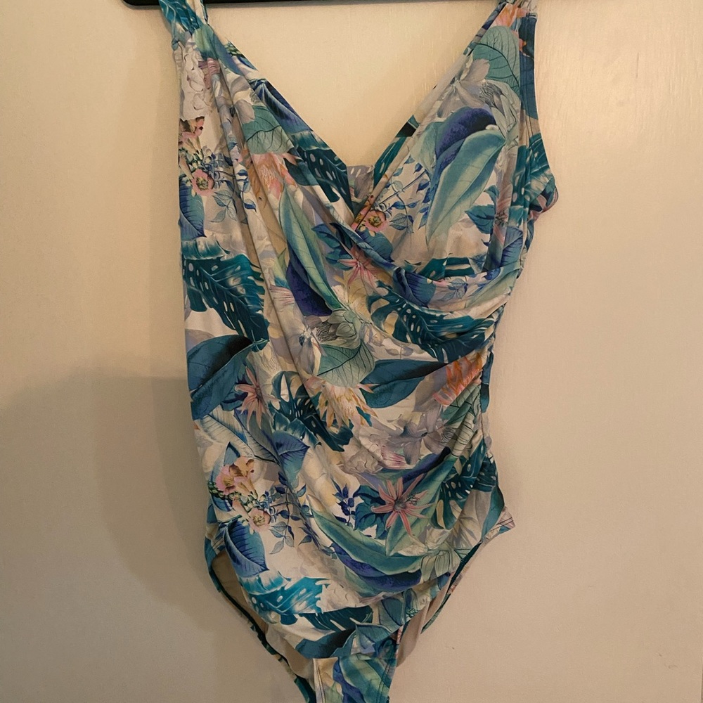 Jansen one piece swimsuit